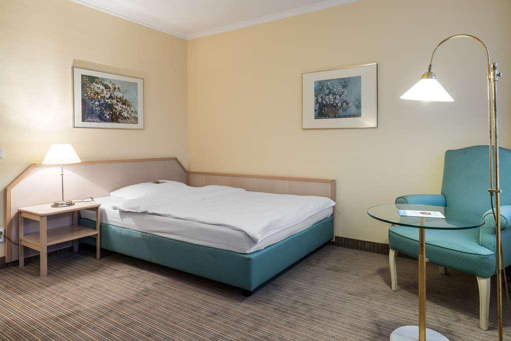 Upstalsboom Parkhotel Emden Room photo